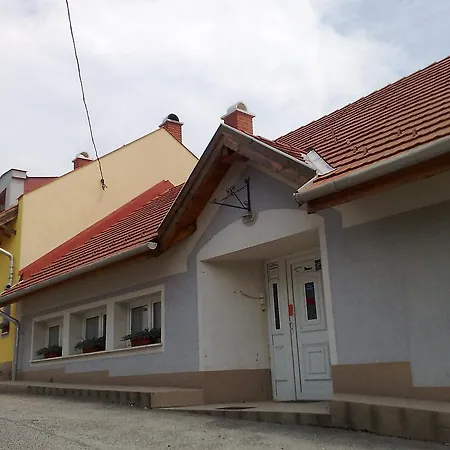 Διαμέρισμα Blato Apartman *